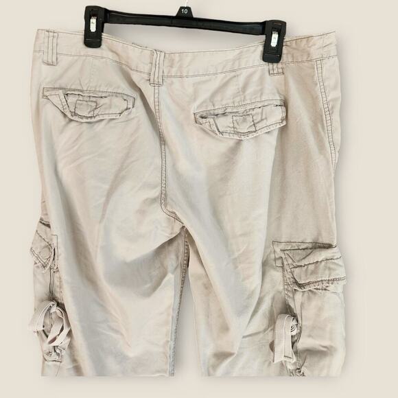 American Eagle Outfitters Pants Women's Sz 14 Cargo Light Weight Zipped Hems - Picture 4 of 10